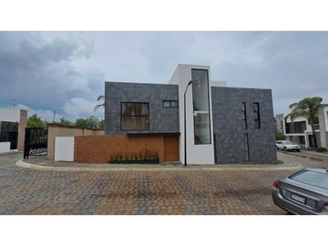 Casa En Venta Parque Sao Paulo, Zona Azul