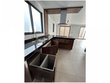 Casa En Venta Dentro De Fraccionamiento En Morillotla