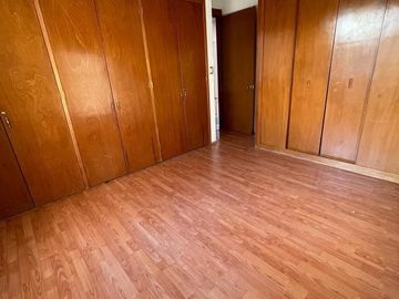Departamento Único junto a Plaza La Cúspide - $3.7M