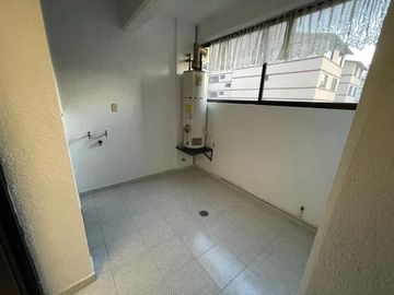 Departamento Único junto a Plaza La Cúspide - $3.7M