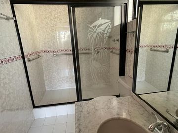 Departamento Único junto a Plaza La Cúspide - $3.7M