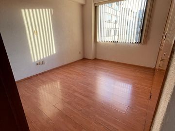 Departamento Único junto a Plaza La Cúspide - $3.7M
