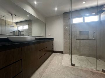 Pent House en Torre Boutique Contemporánea - Santa Engracia