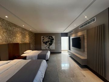 Pent House en Torre Boutique Contemporánea - Santa Engracia