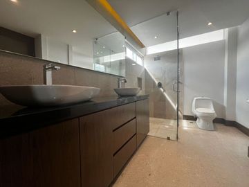 Pent House en Torre Boutique Contemporánea - Santa Engracia