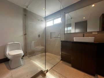 Pent House en Torre Boutique Contemporánea - Santa Engracia