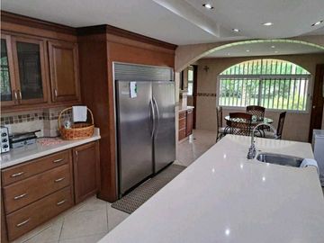 VENTA DE CASA EN EL VALLE, UNICA OPORTUNIDAD, NO PARA TODOS