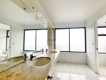 Departamento en Venta en Club de Golf Los Leones