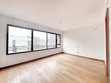 Departamento en Venta en Club de Golf Los Leones