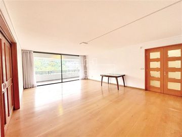 Departamento en Venta en Club de Golf Los Leones