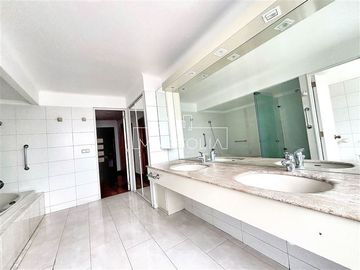 Departamento en Venta en Club de Golf Los Leones