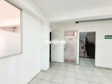 Edificio en venta en Magisterial Vista Bella