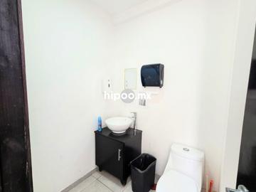 Edificio en venta en Magisterial Vista Bella