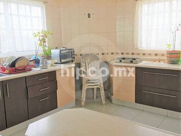Casa en venta en CacalomacAn Centro