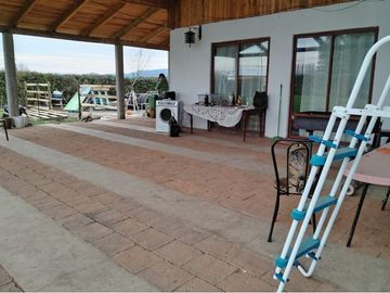 Exclusiva Casa en Parcela en Molina, Curicó.