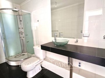 Gran departamento duplex con sala de estar en Jardín del Mar, Maravillosa vista.