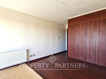 Gran departamento duplex con sala de estar en Jardín del Mar, Maravillosa vista.
