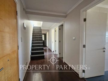 Gran departamento duplex con sala de estar en Jardín del Mar, Maravillosa vista.