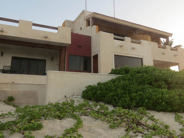 Villa frente al mar en Chuburná Puerto
