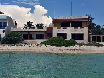 Villa frente al mar en Chuburná Puerto