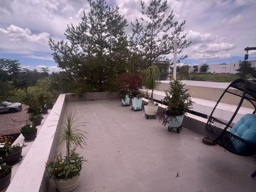CASA EN VENTA EN EL COUNTRY CLUB GRAN JARDIN LEÓN GUANAJUATO
