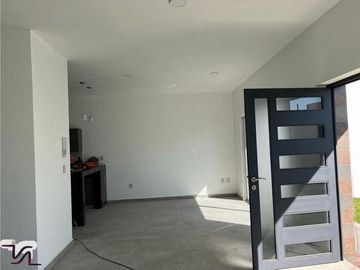 CASA MODERNA AL SUR DE CUERNAVACA