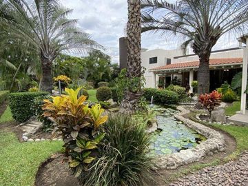 HERMOSA CASA EN FRACC. BURGOS
