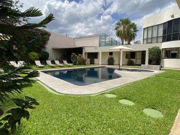 HERMOSA CASA EN FRACC. BURGOS