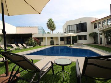 HERMOSA CASA EN FRACC. BURGOS