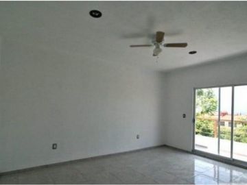 CASA EN BURGOS BUGAMBILIAS VIG 24/7