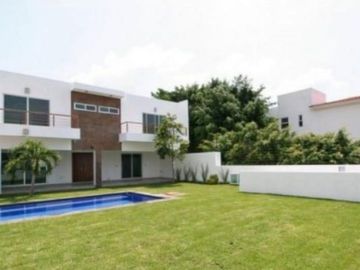 CASA EN BURGOS BUGAMBILIAS VIG 24/7