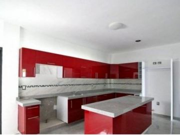 CASA EN BURGOS BUGAMBILIAS VIG 24/7