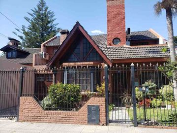 Chalet en venta en Martin Coronado
