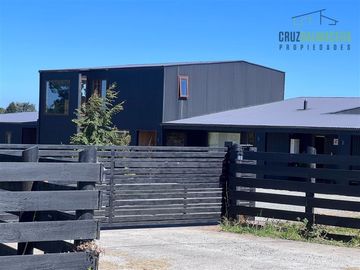 Casa en Venta en Fundo Arthur, camino a Ensenada km 19