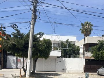 CASA EN VENTA EN JARDINES DEL MORAL LEÓN GUANAJUATO