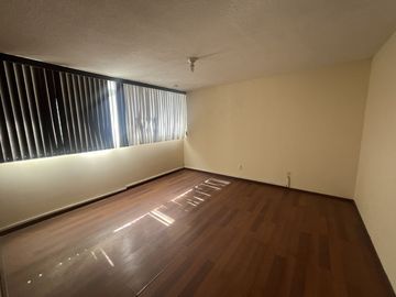 CASA EN VENTA EN JARDINES DEL MORAL LEÓN GUANAJUATO