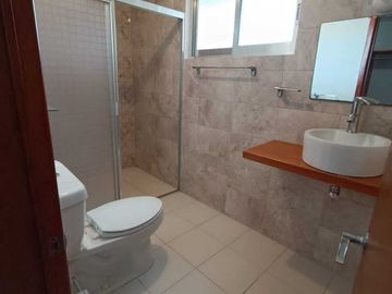 Casa en venta en Emiliano Zapata cerca de Plaza Pradera
