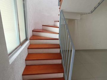 Casa en venta en Emiliano Zapata cerca de Plaza Pradera