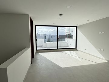 CASA AMALIA EN VENTA CON RECAMARA EN PLANTA BAJA EN LA ANTIGUA CEMENTERA