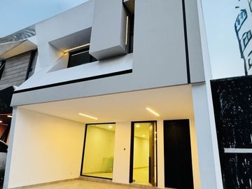 VENTA DE CASA CON RECAMARA EN PLANTA BAJA EN LA ANTIGUA CEMENTERA