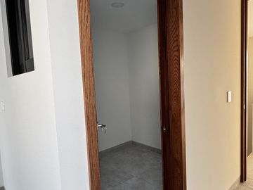 VENTA DE CASA CON RECAMARA EN PLANTA BAJA EN LA ANTIGUA CEMENTERA
