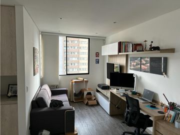 Vista Panorámica y Exclusividad: Apartamento en Benedictinos, Envigado