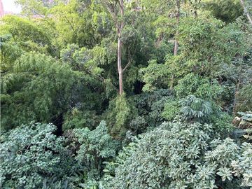 Vista Panorámica y Exclusividad: Apartamento en Benedictinos, Envigado