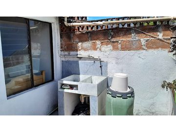 VENTA  CASA BIFAMILIAR  LOPEZ DE MESA  MEDELLIN