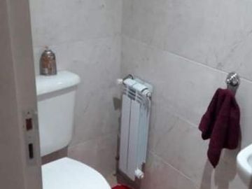 VENTA DEPTO SEMINUEVO 2 AMBIENTES CON DOS BAÑOS EN LA PERLA