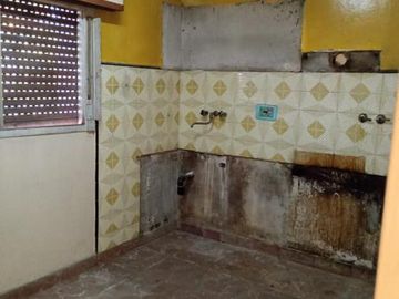 Casa con 2 Departamentos Venta en BLOCK - Temperley