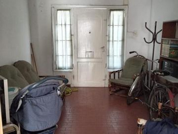 Casa con 2 Departamentos Venta en BLOCK - Temperley