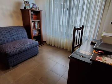 PISO 3 AMBIENTES EN ARENALES Y ROCA