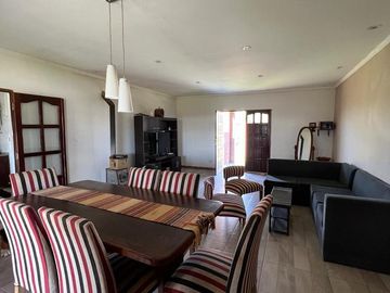 Casa en barrio la Campiña