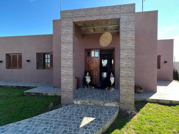 Casa en barrio la Campiña